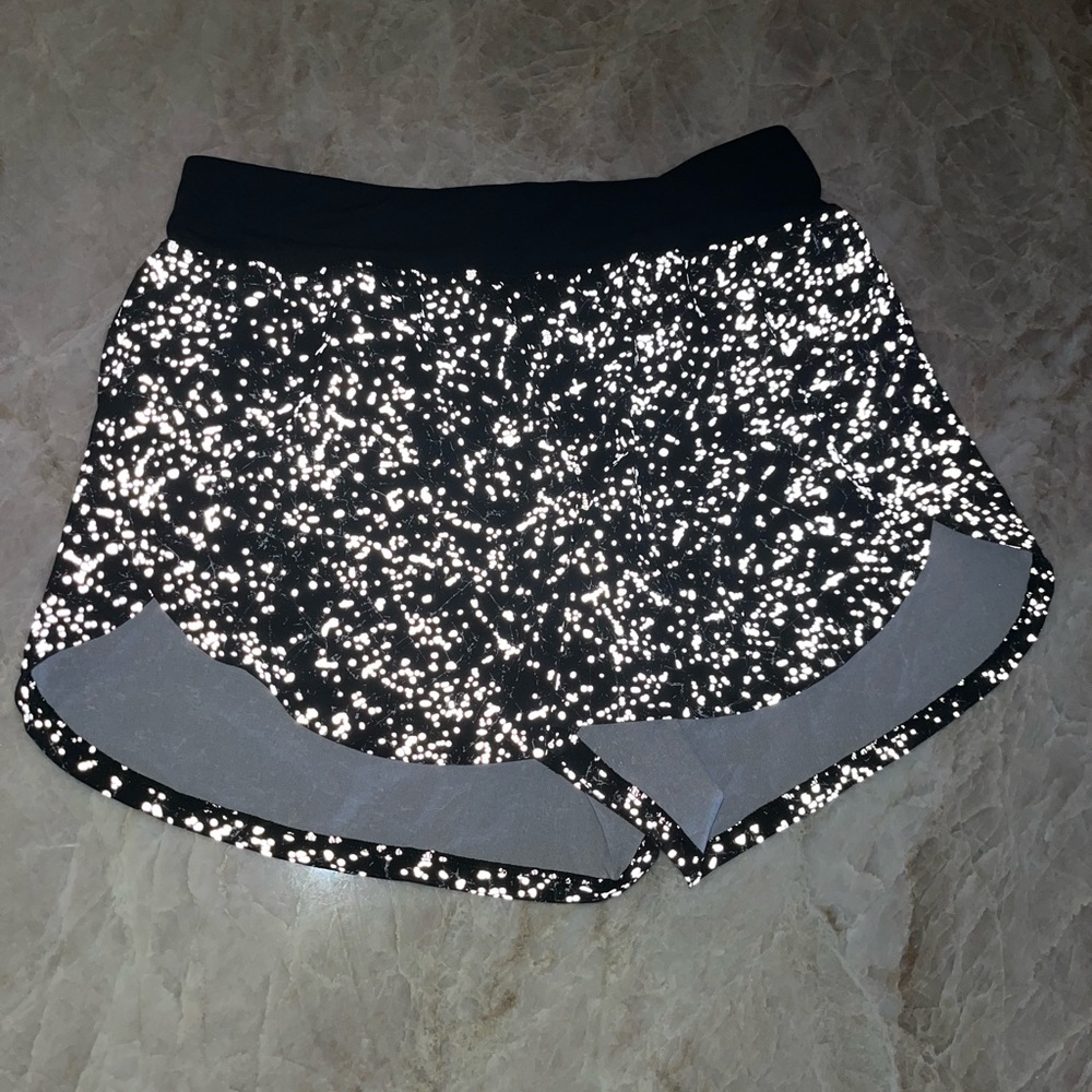 Lululemon Find your Pace Shorts